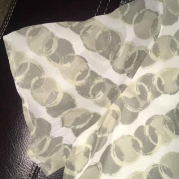 Chico’s top size 2 CIRCLE CHAINS double layer sheer arms - Picture 3 of 11